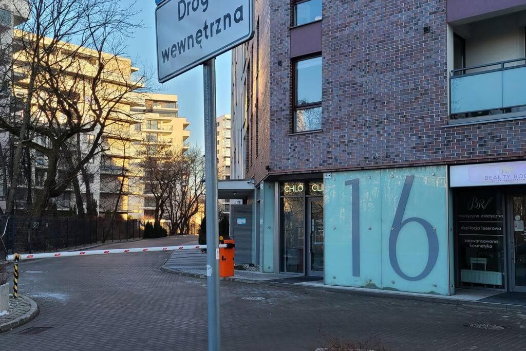 Wellsituated 1 Bedroom Condo In Warsaw Freeparking 외부 사진