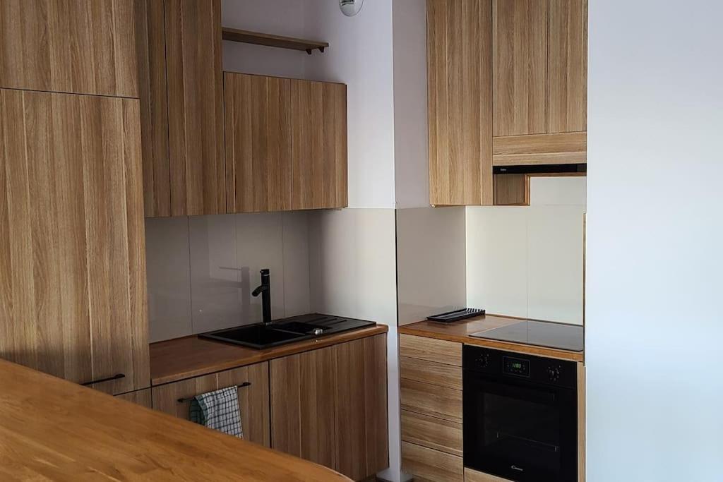 Wellsituated 1 Bedroom Condo In Warsaw Freeparking 외부 사진